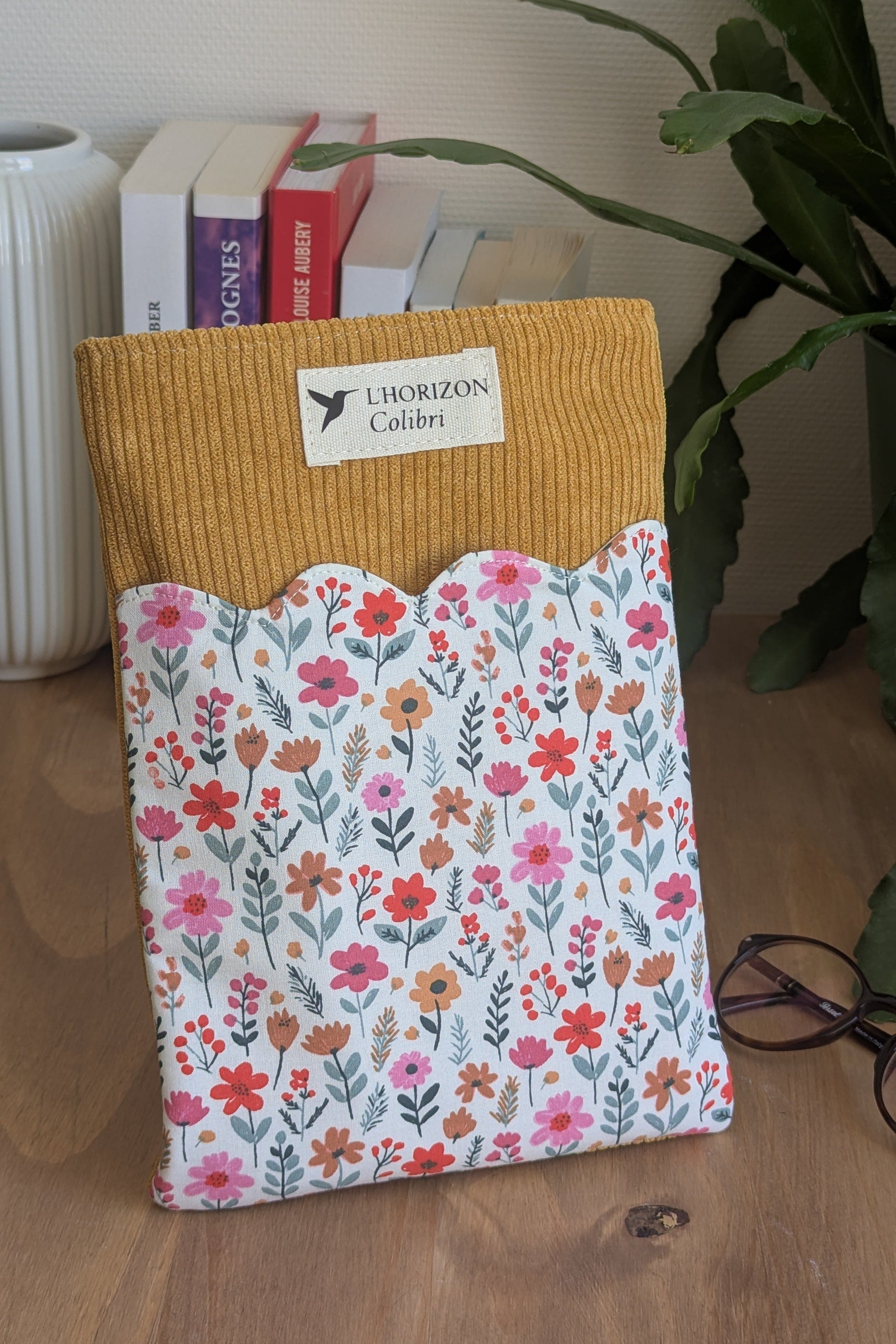 Pochette livre upcyclée