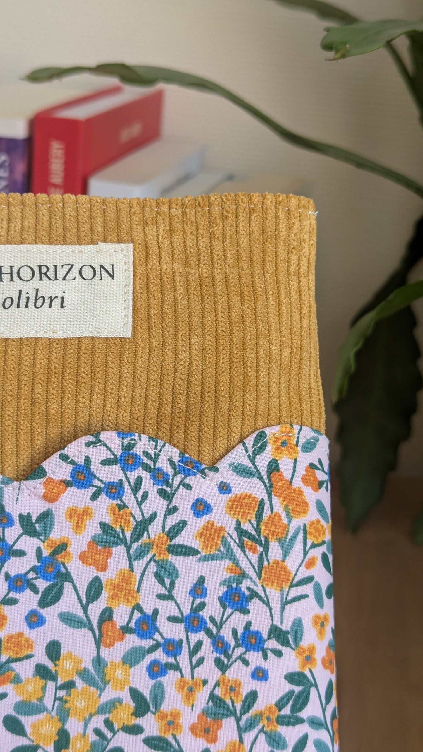 Pochette livre upcyclée 